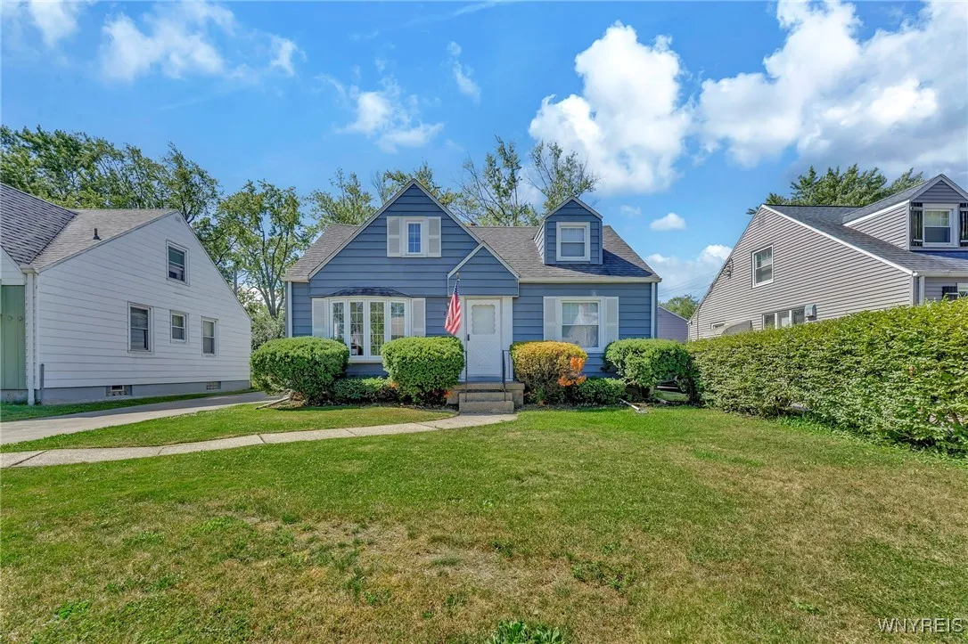 206 Wrexham Court North, Tonawanda, New York 14150, Tonawanda, New York 14150, 4 Bedrooms Bedrooms, 7 Rooms Rooms,1 BathroomBathrooms,Residential Lease,For Rent,206 Wrexham Court North, Tonawanda, New York 14150,B1622441