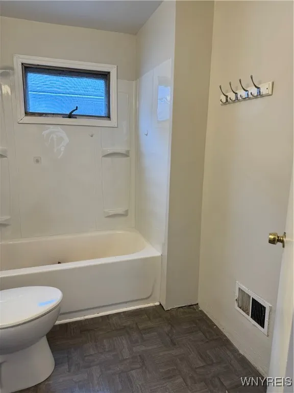 39 Kimmel Avenue, Buffalo, New York 14220, Buffalo, New York 14220, 6 Bedrooms Bedrooms, ,2 BathroomsBathrooms,Residential,For Sale,39 Kimmel Avenue, Buffalo, New York 14220,B1628245