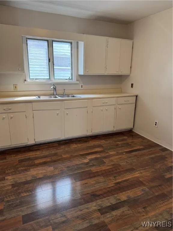 39 Kimmel Avenue, Buffalo, New York 14220, Buffalo, New York 14220, 6 Bedrooms Bedrooms, ,2 BathroomsBathrooms,Residential,For Sale,39 Kimmel Avenue, Buffalo, New York 14220,B1628245