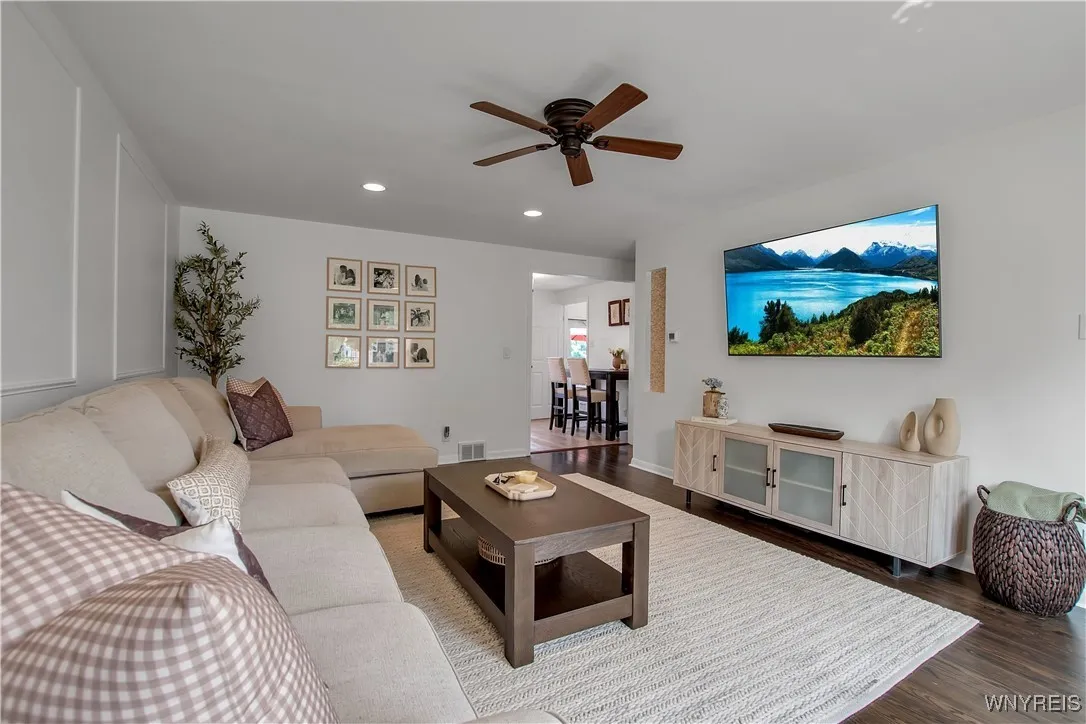 290 Seneca Place, Lancaster, New York 14086, Lancaster, New York 14086, 3 Bedrooms Bedrooms, 5 Rooms Rooms,1 BathroomBathrooms,Residential,Closed,290 Seneca Place, Lancaster, New York 14086,0,B1628061