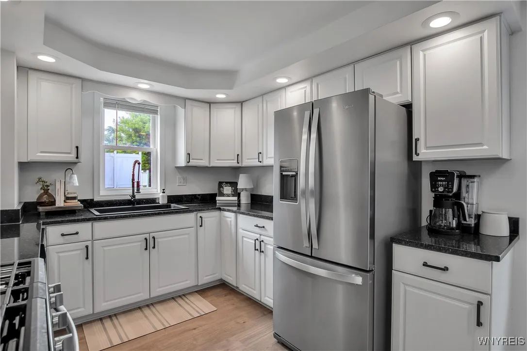 290 Seneca Place, Lancaster, New York 14086, Lancaster, New York 14086, 3 Bedrooms Bedrooms, 5 Rooms Rooms,1 BathroomBathrooms,Residential,Closed,290 Seneca Place, Lancaster, New York 14086,0,B1628061