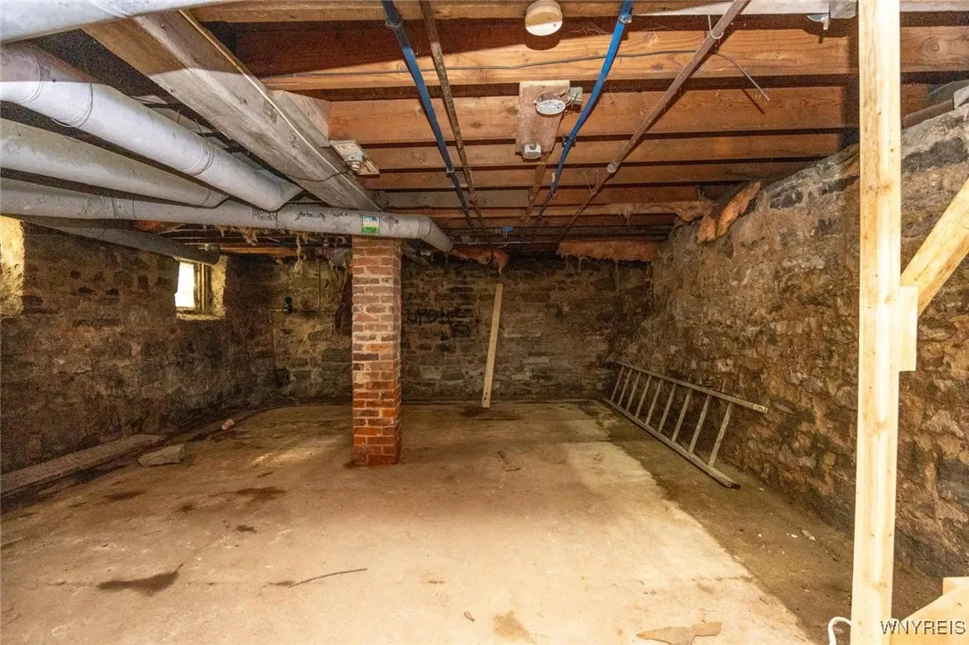 175 Garner Avenue, Buffalo, New York 14213, Buffalo, New York 14213, 4 Bedrooms Bedrooms, 7 Rooms Rooms,2 BathroomsBathrooms,Residential,For Sale,175 Garner Avenue, Buffalo, New York 14213,B1628269