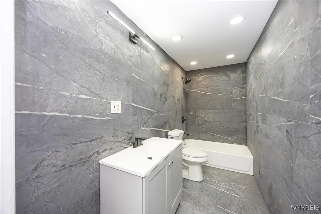 1st floor bathroom