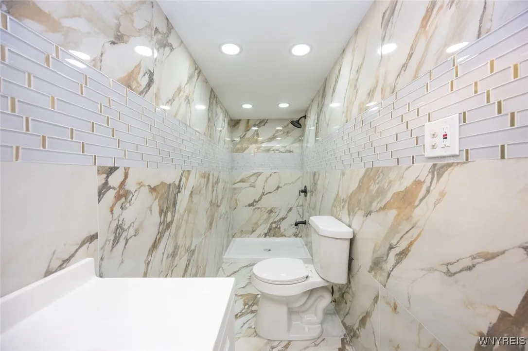 2nd floor bathroom