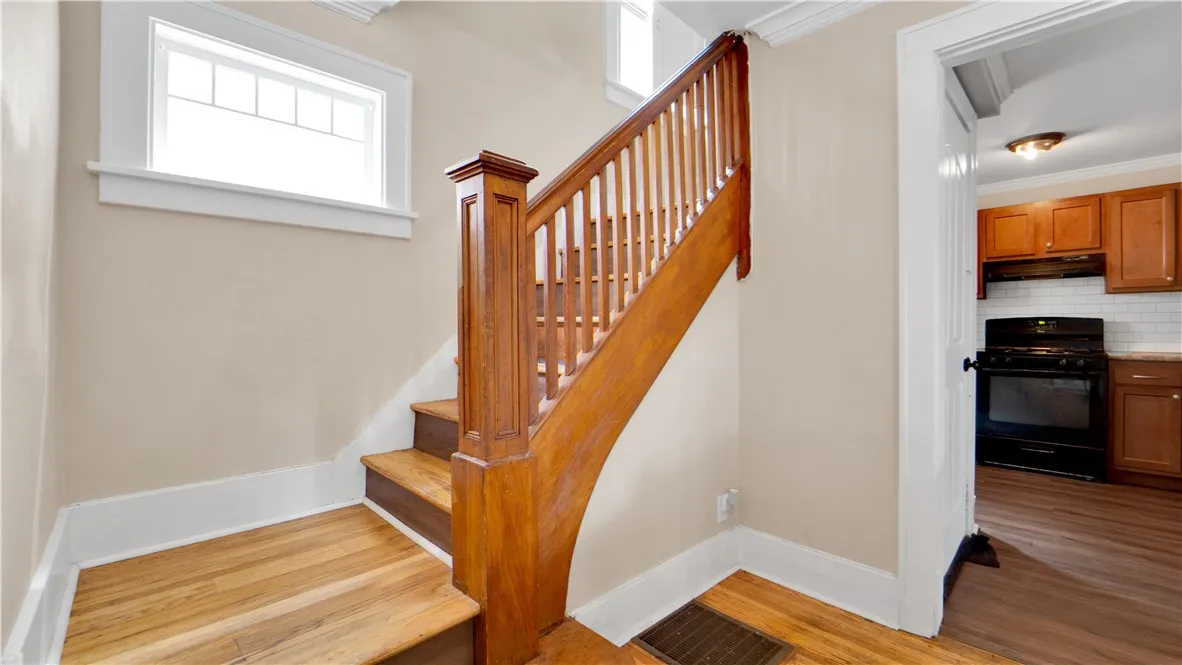 401 Sawyer Street, Rochester, New York 14619, Rochester, New York 14619, 6 Bedrooms Bedrooms, ,2 BathroomsBathrooms,Residential,Closed,401 Sawyer Street, Rochester, New York 14619,0,R1626571