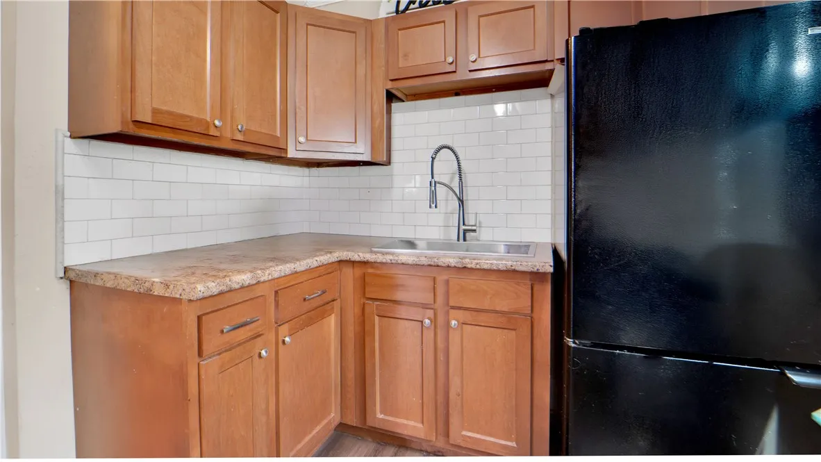 401 Sawyer Street, Rochester, New York 14619, Rochester, New York 14619, 6 Bedrooms Bedrooms, ,2 BathroomsBathrooms,Residential,Closed,401 Sawyer Street, Rochester, New York 14619,0,R1626571