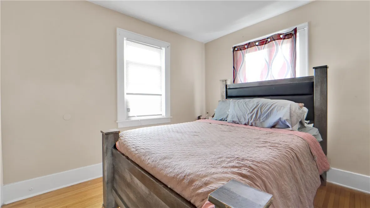 401 Sawyer Street, Rochester, New York 14619, Rochester, New York 14619, 6 Bedrooms Bedrooms, ,2 BathroomsBathrooms,Residential,Closed,401 Sawyer Street, Rochester, New York 14619,0,R1626571