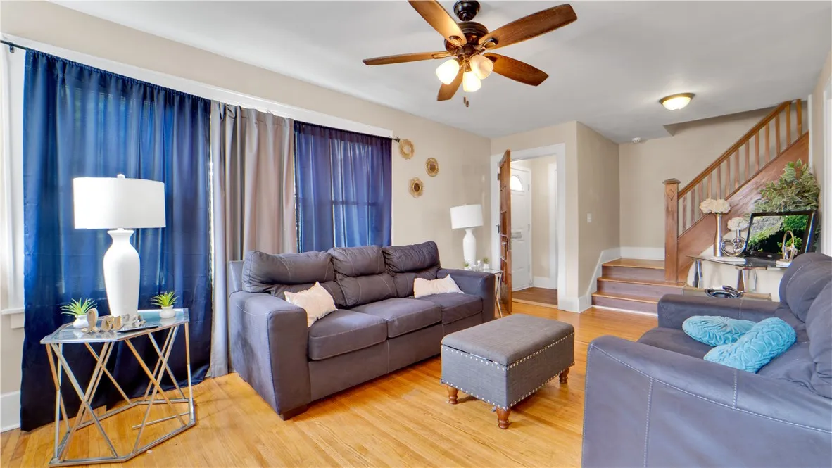 401 Sawyer Street, Rochester, New York 14619, Rochester, New York 14619, 6 Bedrooms Bedrooms, ,2 BathroomsBathrooms,Residential,Closed,401 Sawyer Street, Rochester, New York 14619,0,R1626571