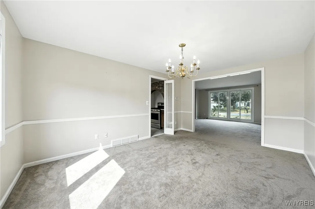 29 Brush Creek Road, Amherst, New York 14221, Amherst, New York 14221, 4 Bedrooms Bedrooms, 8 Rooms Rooms,2 BathroomsBathrooms,Residential,Closed,29 Brush Creek Road, Amherst, New York 14221,0,B1627653