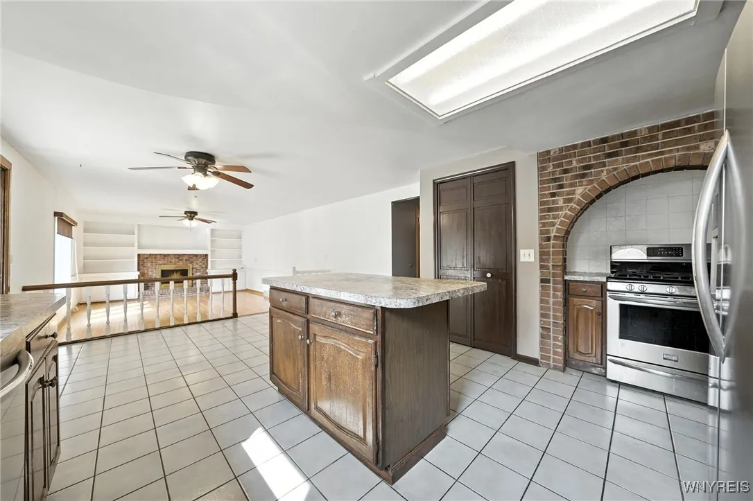 29 Brush Creek Road, Amherst, New York 14221, Amherst, New York 14221, 4 Bedrooms Bedrooms, 8 Rooms Rooms,2 BathroomsBathrooms,Residential,Closed,29 Brush Creek Road, Amherst, New York 14221,0,B1627653