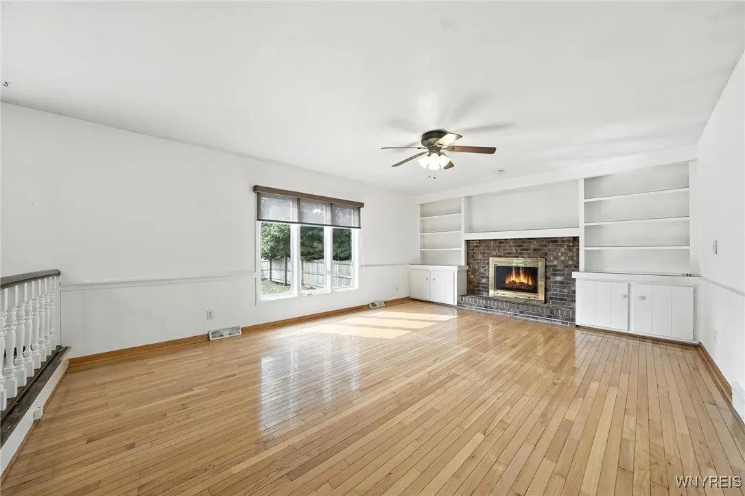 29 Brush Creek Road, Amherst, New York 14221, Amherst, New York 14221, 4 Bedrooms Bedrooms, 8 Rooms Rooms,2 BathroomsBathrooms,Residential,Closed,29 Brush Creek Road, Amherst, New York 14221,0,B1627653