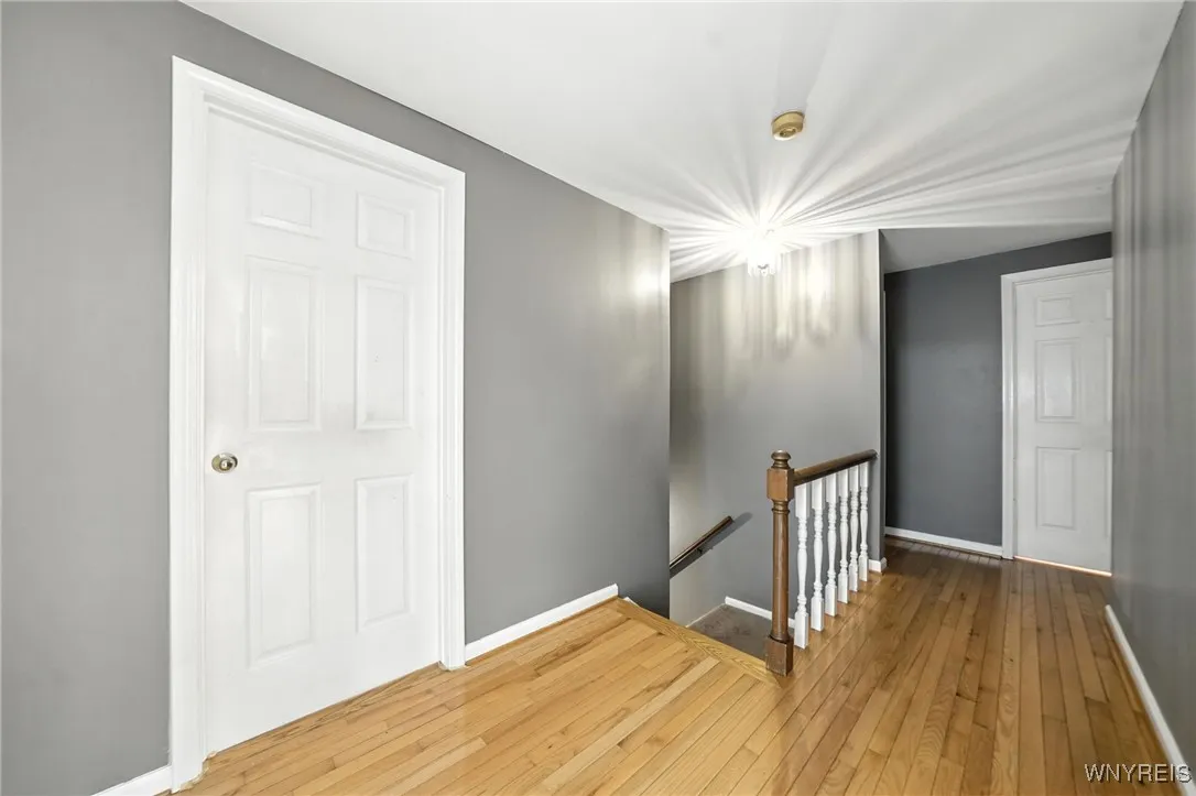 29 Brush Creek Road, Amherst, New York 14221, Amherst, New York 14221, 4 Bedrooms Bedrooms, 8 Rooms Rooms,2 BathroomsBathrooms,Residential,Closed,29 Brush Creek Road, Amherst, New York 14221,0,B1627653