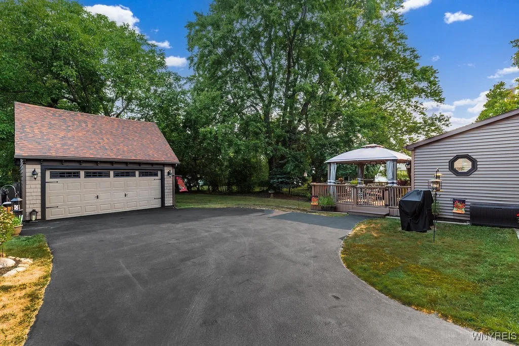 50 Orchard Drive, Tonawanda, New York 14223, Tonawanda, New York 14223, 3 Bedrooms Bedrooms, 8 Rooms Rooms,1 BathroomBathrooms,Residential,For Sale,50 Orchard Drive, Tonawanda, New York 14223,B1628232