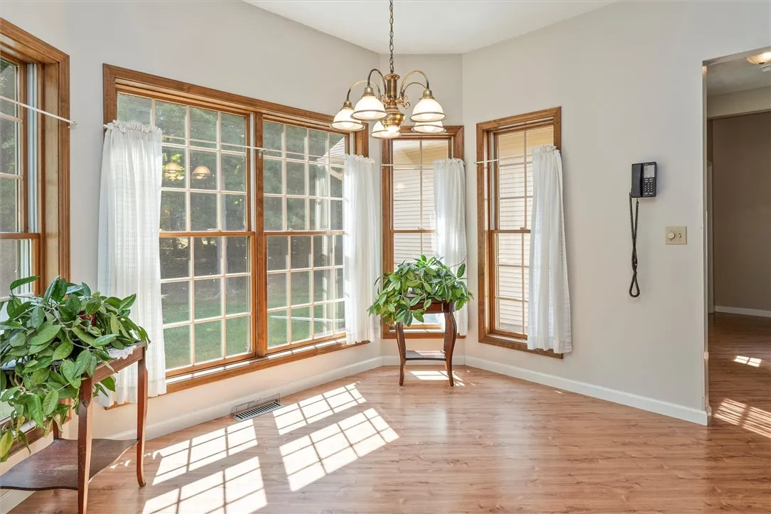 5 Woodsford Lane, Ogden, New York 14559, Ogden, New York 14559, 3 Bedrooms Bedrooms, 7 Rooms Rooms,2 BathroomsBathrooms,Residential,Closed,5 Woodsford Lane, Ogden, New York 14559,0,R1628000