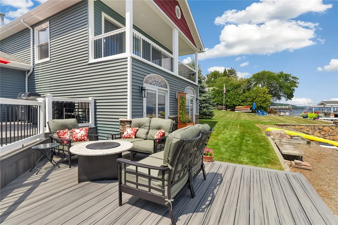 10960 West Lake Road, Urbana, New York 14840, Urbana, New York 14840, 4 Bedrooms Bedrooms, 15 Rooms Rooms,4 BathroomsBathrooms,Residential,Closed,10960 West Lake Road, Urbana, New York 14840,0,R1628087