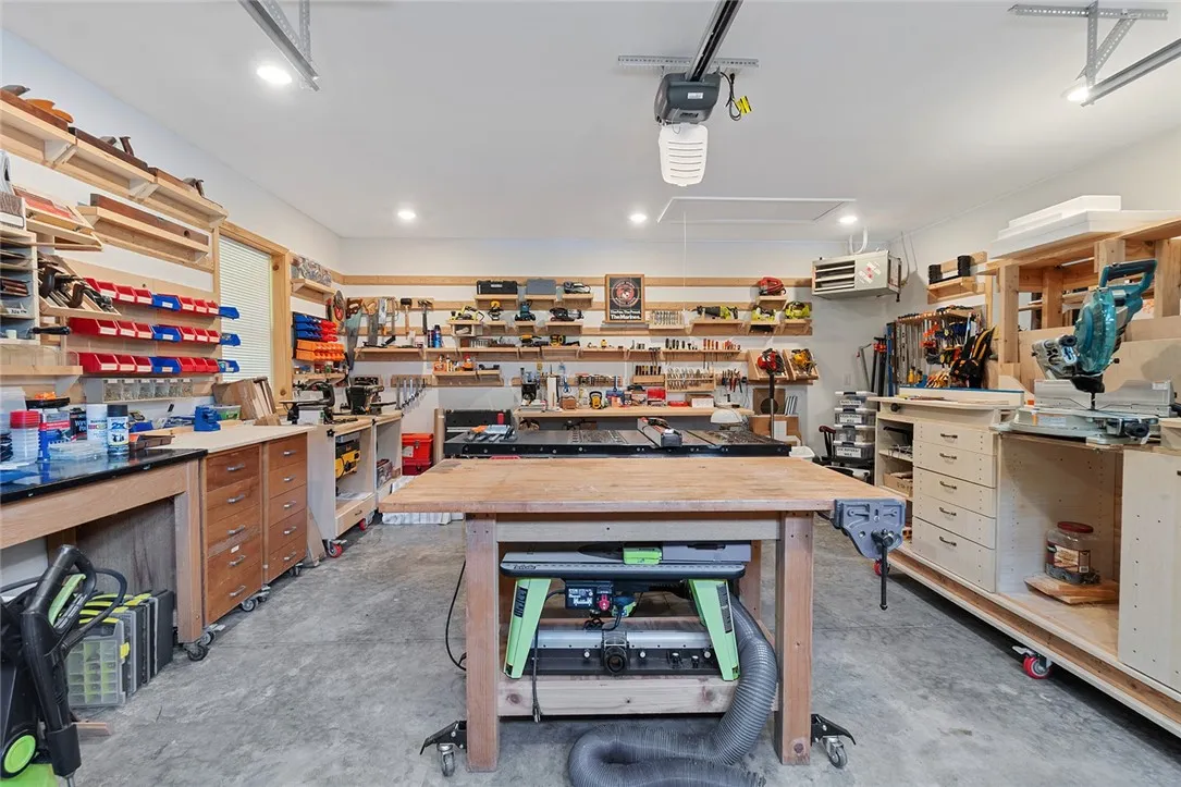 10960 West Lake Road, Urbana, New York 14840, Urbana, New York 14840, 4 Bedrooms Bedrooms, 15 Rooms Rooms,4 BathroomsBathrooms,Residential,Closed,10960 West Lake Road, Urbana, New York 14840,0,R1628087