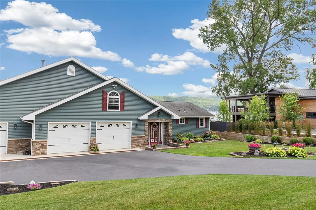 10960 West Lake Road, Urbana, New York 14840, Urbana, New York 14840, 4 Bedrooms Bedrooms, 15 Rooms Rooms,4 BathroomsBathrooms,Residential,Closed,10960 West Lake Road, Urbana, New York 14840,0,R1628087