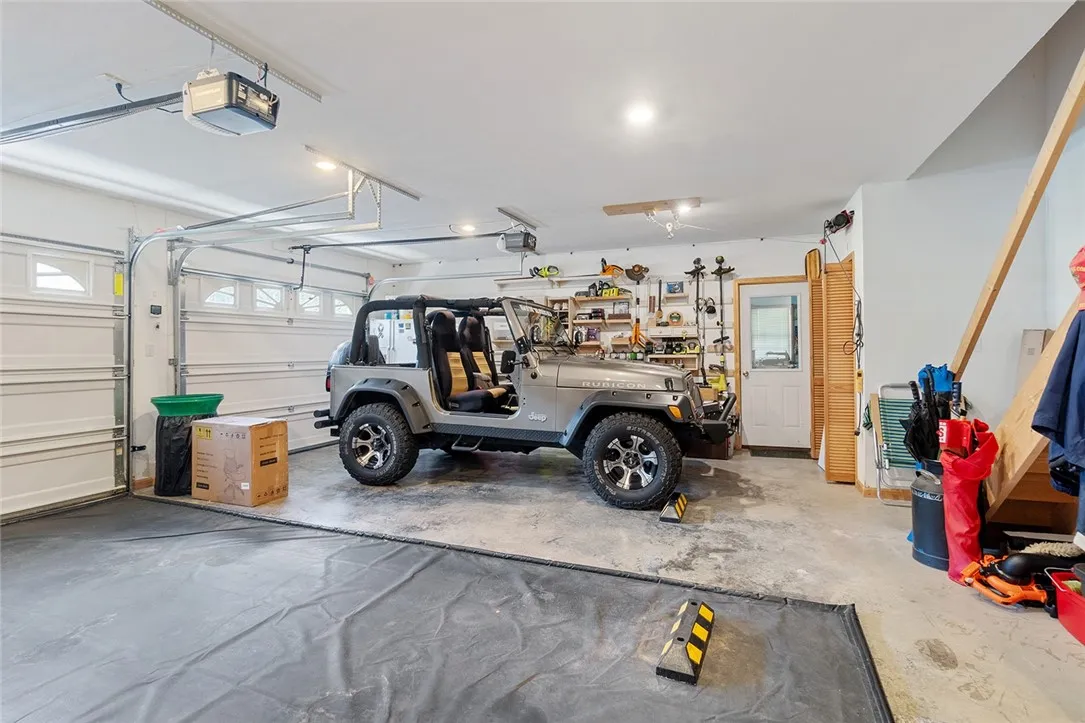 10960 West Lake Road, Urbana, New York 14840, Urbana, New York 14840, 4 Bedrooms Bedrooms, 15 Rooms Rooms,4 BathroomsBathrooms,Residential,Closed,10960 West Lake Road, Urbana, New York 14840,0,R1628087