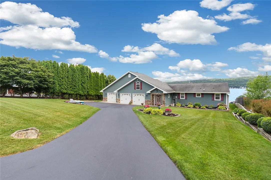 10960 West Lake Road, Urbana, New York 14840, Urbana, New York 14840, 4 Bedrooms Bedrooms, 15 Rooms Rooms,4 BathroomsBathrooms,Residential,Closed,10960 West Lake Road, Urbana, New York 14840,0,R1628087