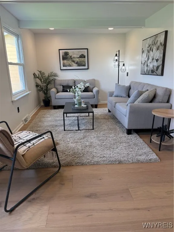 161 Sundown, Amherst, New York 14221, Amherst, New York 14221, 4 Bedrooms Bedrooms, 10 Rooms Rooms,1 BathroomBathrooms,Residential Lease,For Rent,161 Sundown, Amherst, New York 14221,B1628321