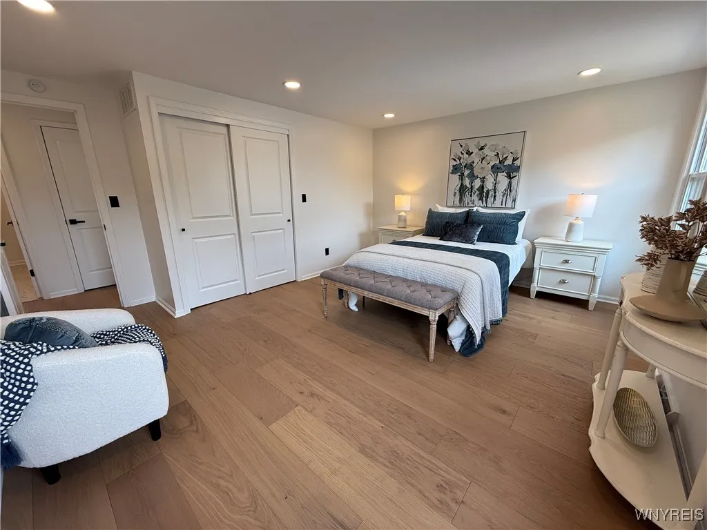 161 Sundown, Amherst, New York 14221, Amherst, New York 14221, 4 Bedrooms Bedrooms, 10 Rooms Rooms,1 BathroomBathrooms,Residential Lease,For Rent,161 Sundown, Amherst, New York 14221,B1628321
