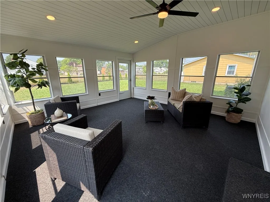 161 Sundown, Amherst, New York 14221, Amherst, New York 14221, 4 Bedrooms Bedrooms, 10 Rooms Rooms,1 BathroomBathrooms,Residential Lease,For Rent,161 Sundown, Amherst, New York 14221,B1628321