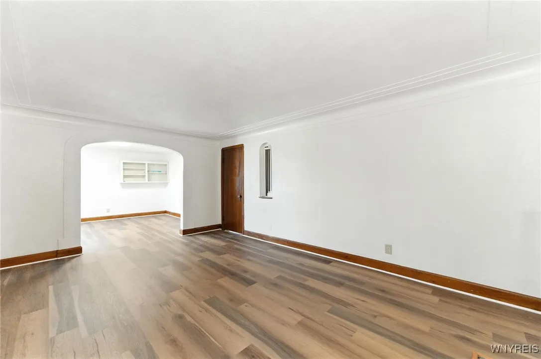 841 Cleveland Drive, Cheektowaga, New York 14225, Cheektowaga, New York 14225, 6 Bedrooms Bedrooms, 10 Rooms Rooms,1 BathroomBathrooms,Residential,For Sale,841 Cleveland Drive, Cheektowaga, New York 14225,B1627793