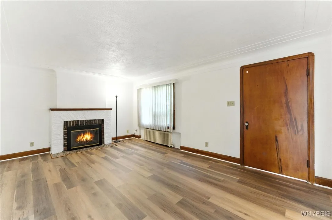841 Cleveland Drive, Cheektowaga, New York 14225, Cheektowaga, New York 14225, 6 Bedrooms Bedrooms, 10 Rooms Rooms,1 BathroomBathrooms,Residential,For Sale,841 Cleveland Drive, Cheektowaga, New York 14225,B1627793