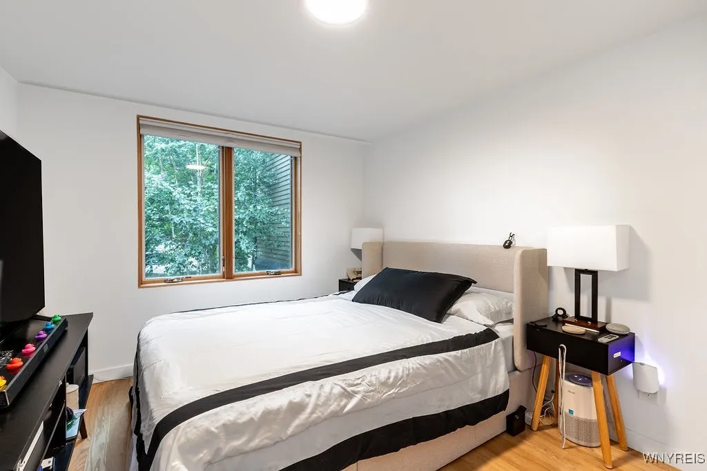 Primary Bed