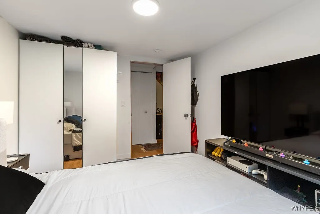 Primary Bed