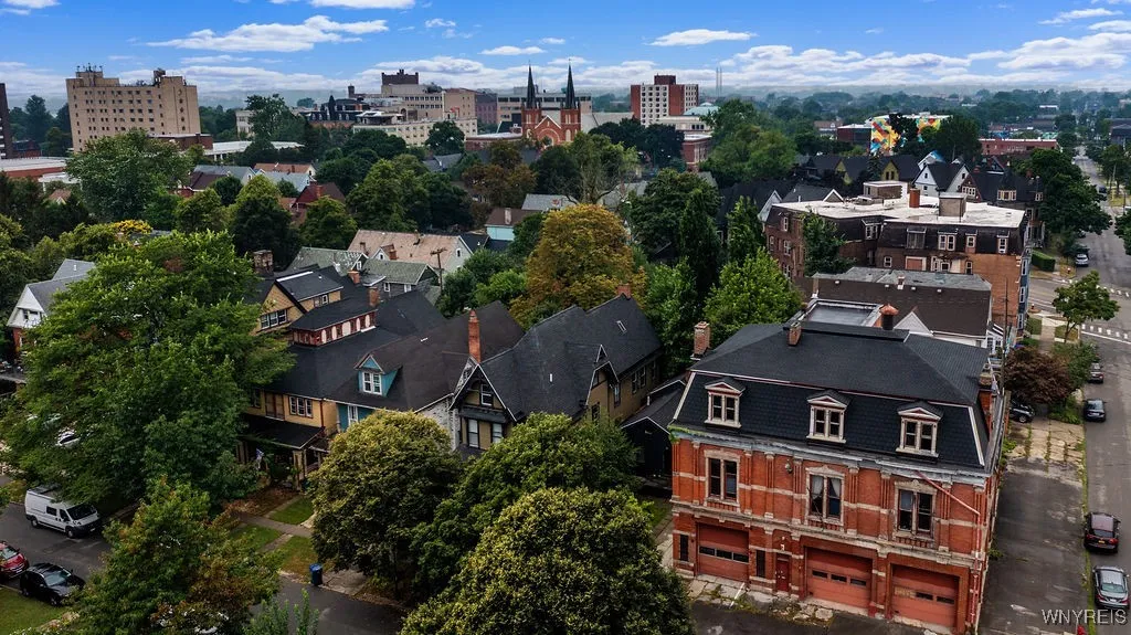 300 Jersey Street, Buffalo, New York 14201, Buffalo, New York 14201, 2 Bedrooms Bedrooms, 4 Rooms Rooms,1 BathroomBathrooms,Residential,For Sale,300 Jersey Street, Buffalo, New York 14201,B1627181