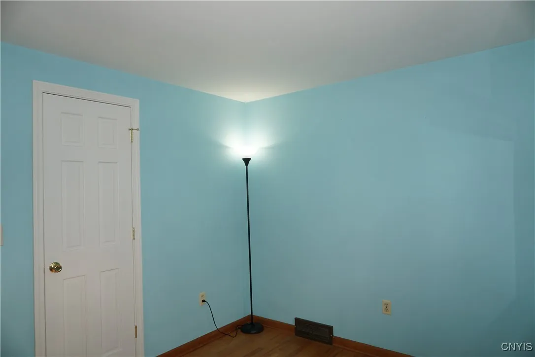 81 Bayberry Cir, Clay, New York 13090, Clay, New York 13090, 3 Bedrooms Bedrooms, 7 Rooms Rooms,1 BathroomBathrooms,Residential,Closed,81 Bayberry Cir, Clay, New York 13090,0,S1621731