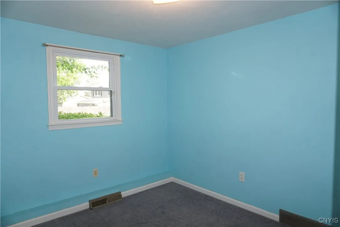 81 Bayberry Cir, Clay, New York 13090, Clay, New York 13090, 3 Bedrooms Bedrooms, 7 Rooms Rooms,1 BathroomBathrooms,Residential,Closed,81 Bayberry Cir, Clay, New York 13090,0,S1621731