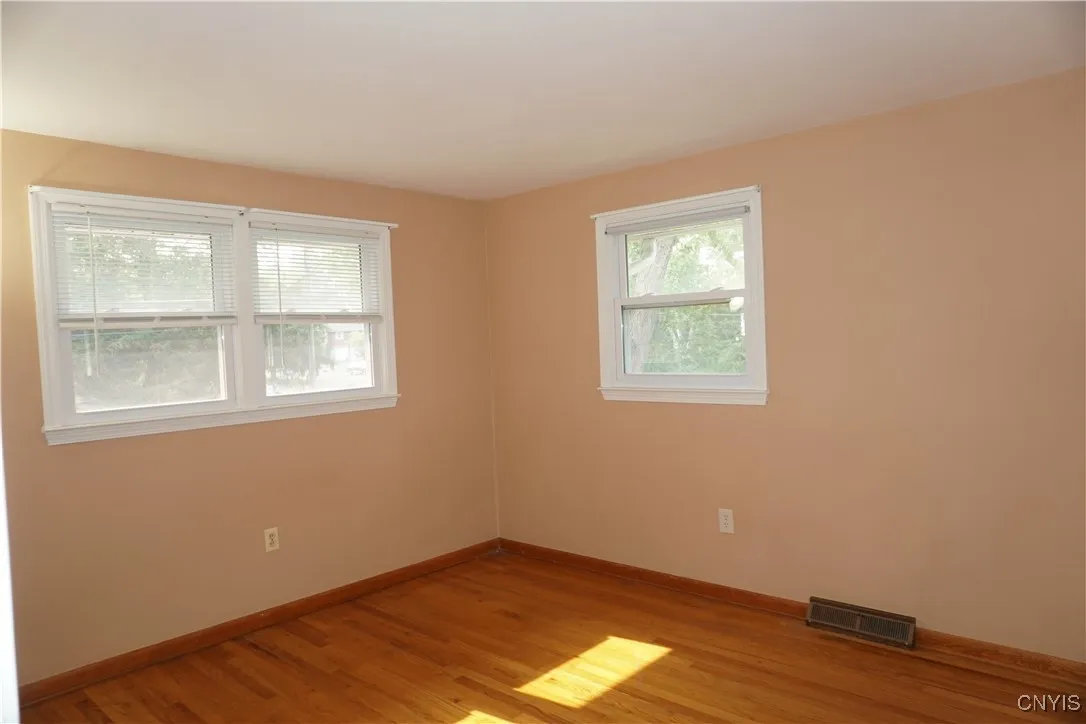 81 Bayberry Cir, Clay, New York 13090, Clay, New York 13090, 3 Bedrooms Bedrooms, 7 Rooms Rooms,1 BathroomBathrooms,Residential,Closed,81 Bayberry Cir, Clay, New York 13090,0,S1621731