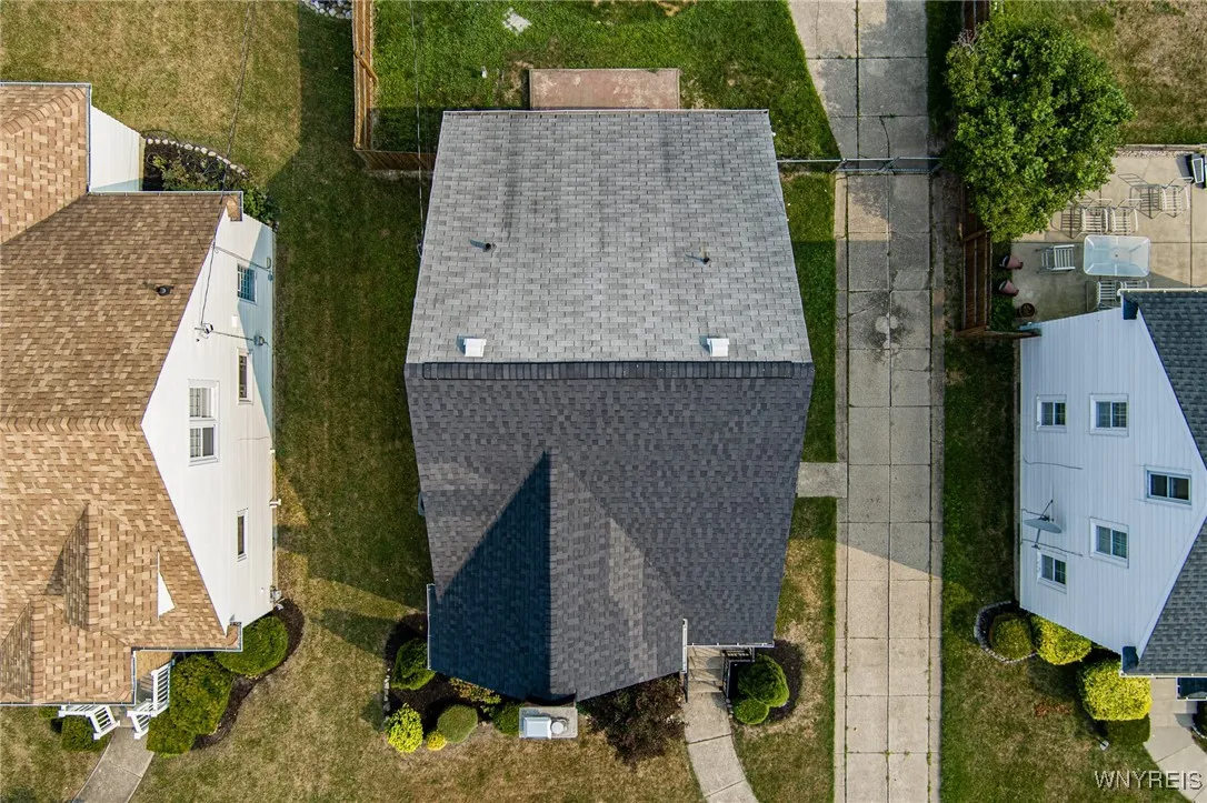 161 Hampton Parkway, Tonawanda, New York 14217, Tonawanda, New York 14217, 4 Bedrooms Bedrooms, 7 Rooms Rooms,1 BathroomBathrooms,Residential,For Sale,161 Hampton Parkway, Tonawanda, New York 14217,B1627712