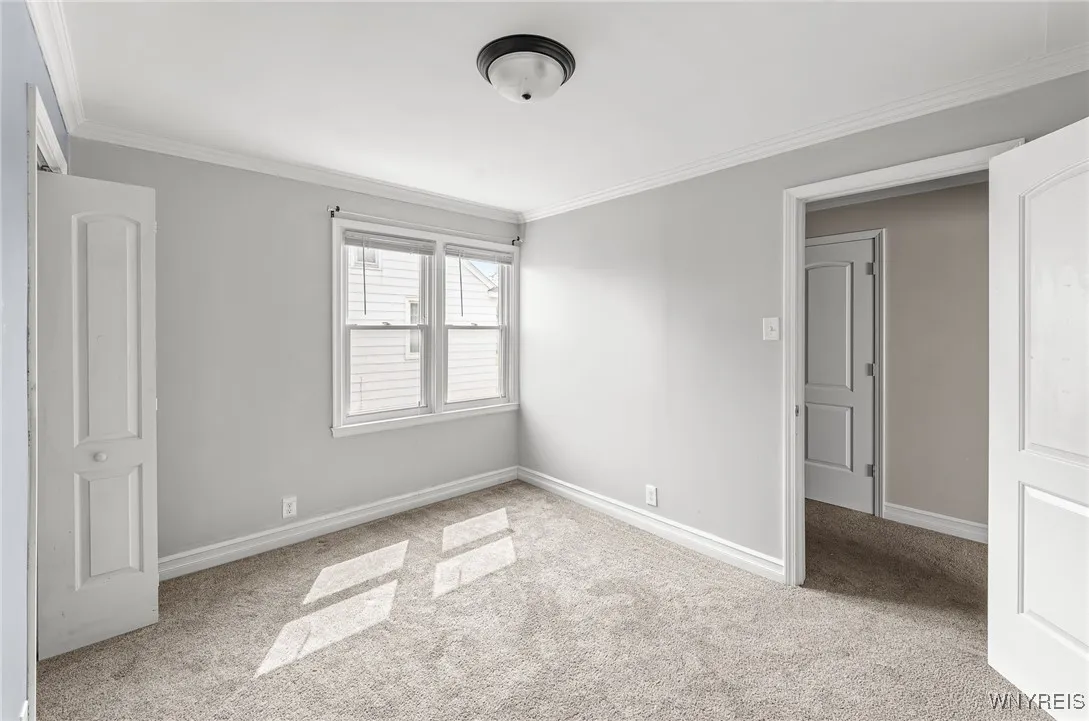161 Hampton Parkway, Tonawanda, New York 14217, Tonawanda, New York 14217, 4 Bedrooms Bedrooms, 7 Rooms Rooms,1 BathroomBathrooms,Residential,For Sale,161 Hampton Parkway, Tonawanda, New York 14217,B1627712