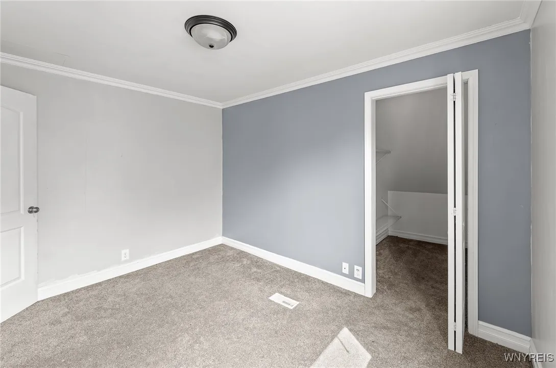 161 Hampton Parkway, Tonawanda, New York 14217, Tonawanda, New York 14217, 4 Bedrooms Bedrooms, 7 Rooms Rooms,1 BathroomBathrooms,Residential,For Sale,161 Hampton Parkway, Tonawanda, New York 14217,B1627712