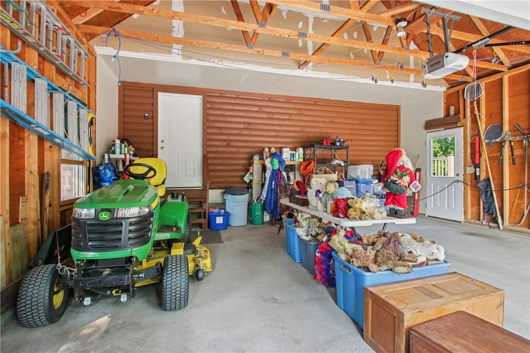 518 West Avenue, Clarkson, New York 14420, Clarkson, New York 14420, 3 Bedrooms Bedrooms, 7 Rooms Rooms,2 BathroomsBathrooms,Residential,Closed,518 West Avenue, Clarkson, New York 14420,0,R1627977