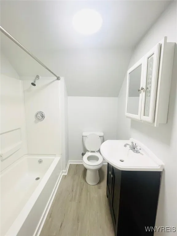 71 Meaford Road, Cheektowaga, New York 14215, Cheektowaga, New York 14215, 3 Bedrooms Bedrooms, 6 Rooms Rooms,2 BathroomsBathrooms,Residential,For Sale,71 Meaford Road, Cheektowaga, New York 14215,B1628371