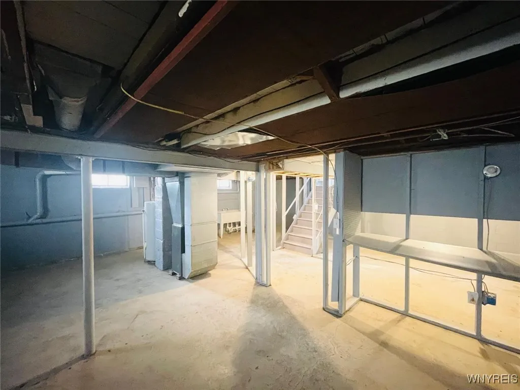71 Meaford Road, Cheektowaga, New York 14215, Cheektowaga, New York 14215, 3 Bedrooms Bedrooms, 6 Rooms Rooms,2 BathroomsBathrooms,Residential,For Sale,71 Meaford Road, Cheektowaga, New York 14215,B1628371