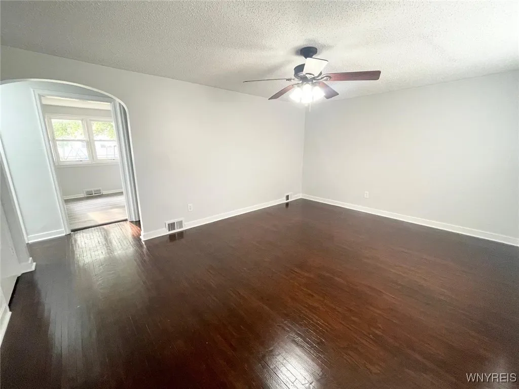 71 Meaford Road, Cheektowaga, New York 14215, Cheektowaga, New York 14215, 3 Bedrooms Bedrooms, 6 Rooms Rooms,2 BathroomsBathrooms,Residential,For Sale,71 Meaford Road, Cheektowaga, New York 14215,B1628371