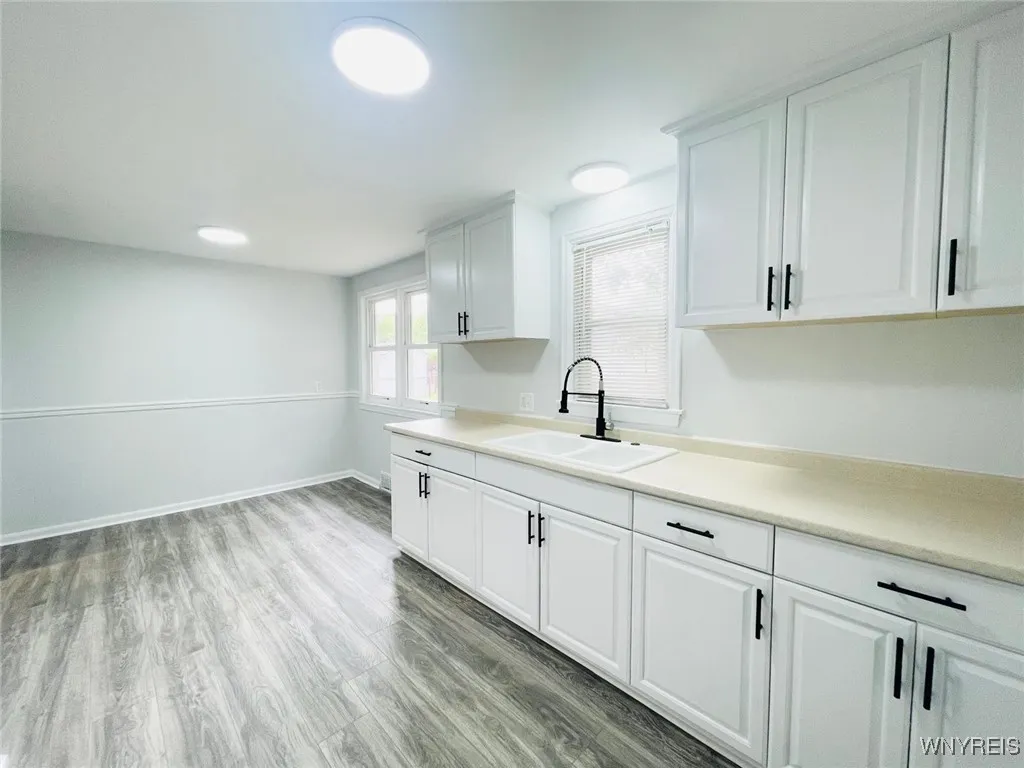 71 Meaford Road, Cheektowaga, New York 14215, Cheektowaga, New York 14215, 3 Bedrooms Bedrooms, 6 Rooms Rooms,2 BathroomsBathrooms,Residential,For Sale,71 Meaford Road, Cheektowaga, New York 14215,B1628371