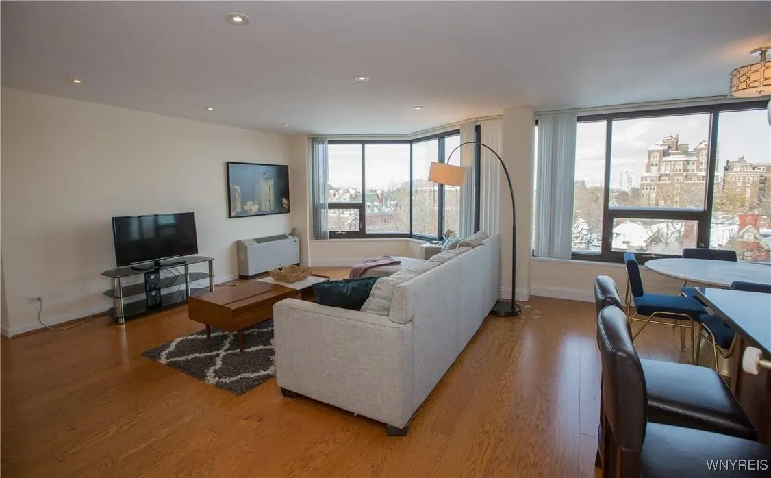 849 Delaware Ave 605, Buffalo, New York 14209, Buffalo, New York 14209, 2 Bedrooms Bedrooms, 6 Rooms Rooms,1 BathroomBathrooms,Residential,For Sale,849 Delaware Ave 605, Buffalo, New York 14209,B1599246