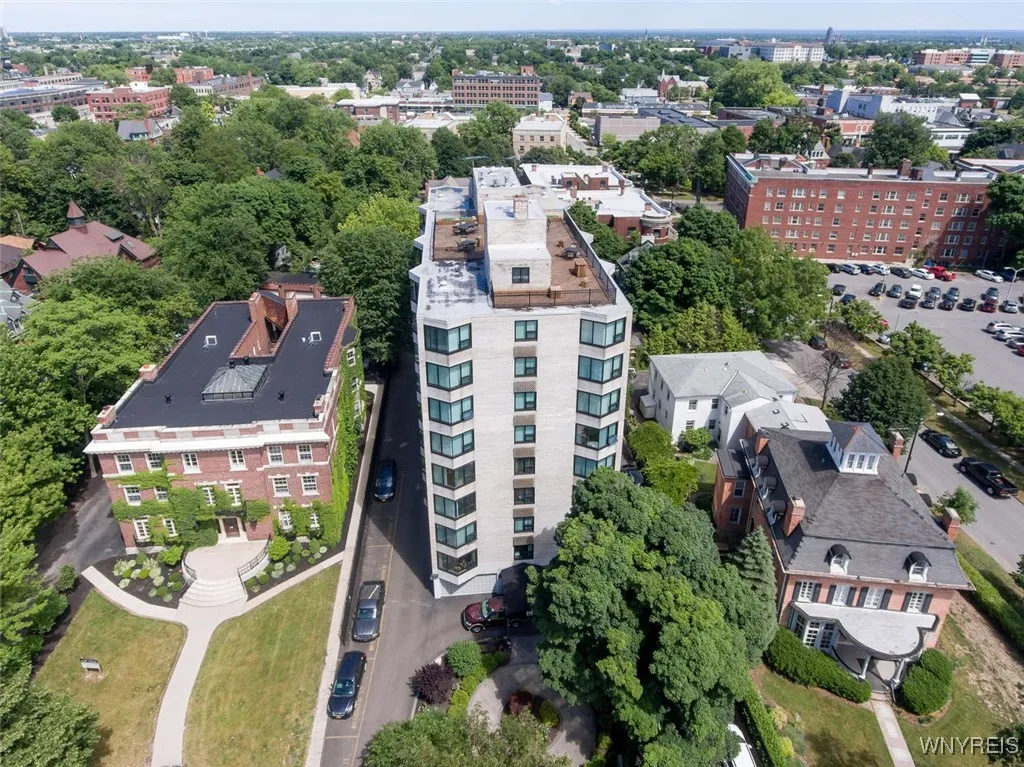 849 Delaware Ave 605, Buffalo, New York 14209, Buffalo, New York 14209, 2 Bedrooms Bedrooms, 6 Rooms Rooms,1 BathroomBathrooms,Residential,For Sale,849 Delaware Ave 605, Buffalo, New York 14209,B1599246