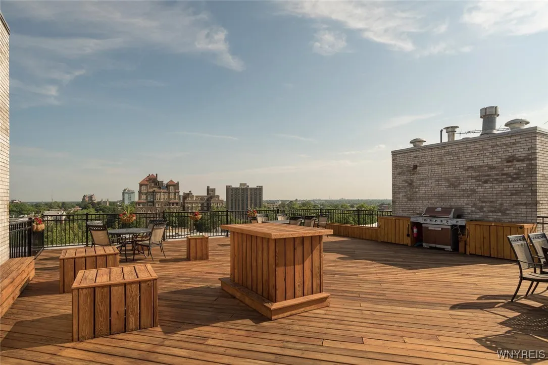 849 Delaware Ave 605, Buffalo, New York 14209, Buffalo, New York 14209, 2 Bedrooms Bedrooms, 6 Rooms Rooms,1 BathroomBathrooms,Residential,For Sale,849 Delaware Ave 605, Buffalo, New York 14209,B1599246