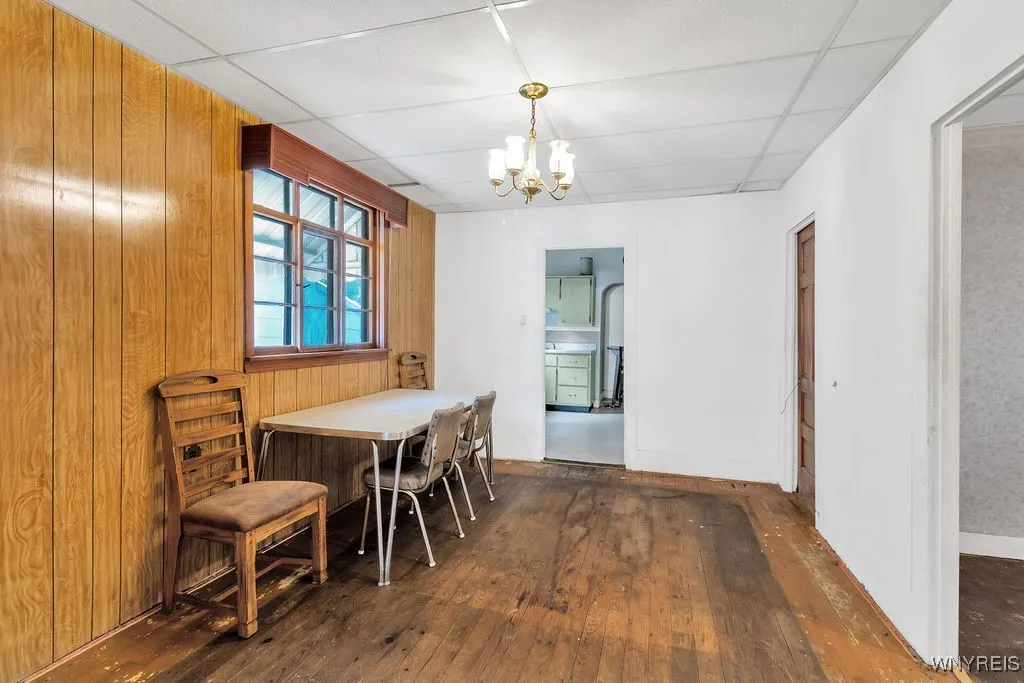 90 Coit Street, Buffalo, New York 14206, Buffalo, New York 14206, 4 Bedrooms Bedrooms, ,2 BathroomsBathrooms,Residential,For Sale,90 Coit Street, Buffalo, New York 14206,B1627432