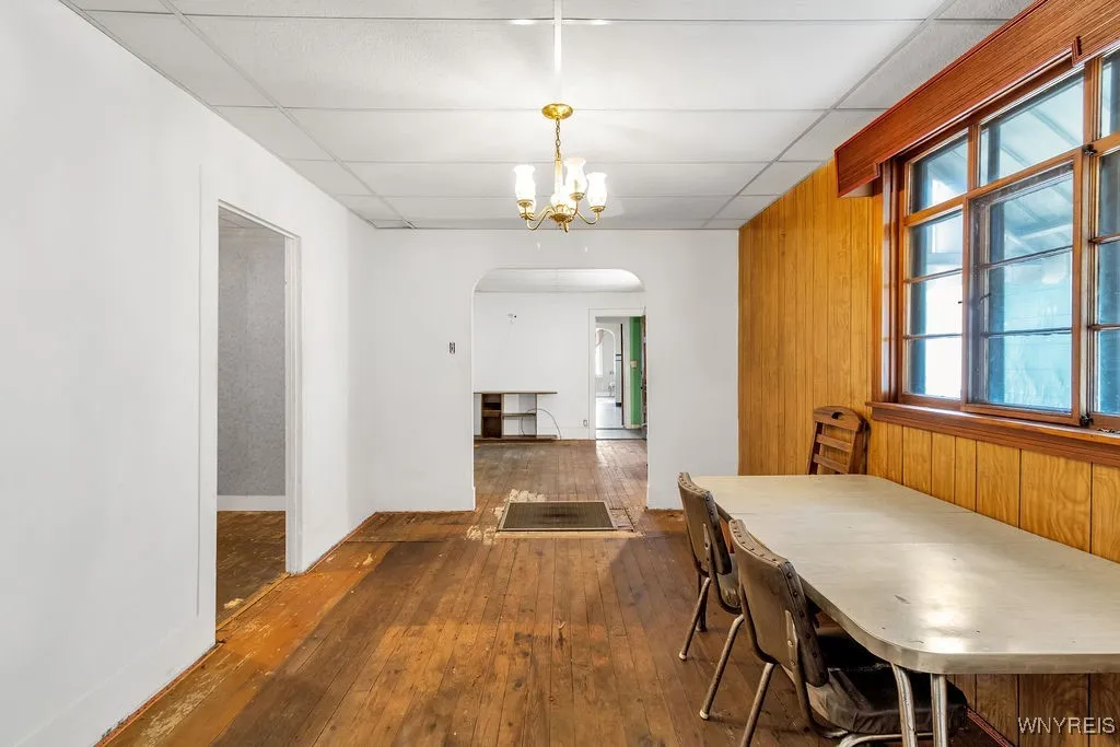 90 Coit Street, Buffalo, New York 14206, Buffalo, New York 14206, 4 Bedrooms Bedrooms, ,2 BathroomsBathrooms,Residential,For Sale,90 Coit Street, Buffalo, New York 14206,B1627432