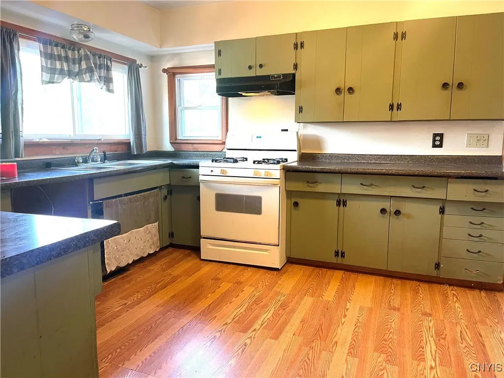 42 Mechanic Street, Antwerp, New York 13608, Antwerp, New York 13608, 3 Bedrooms Bedrooms, 3 Rooms Rooms,1 BathroomBathrooms,Residential,For Sale,42 Mechanic Street, Antwerp, New York 13608,0,S1627381