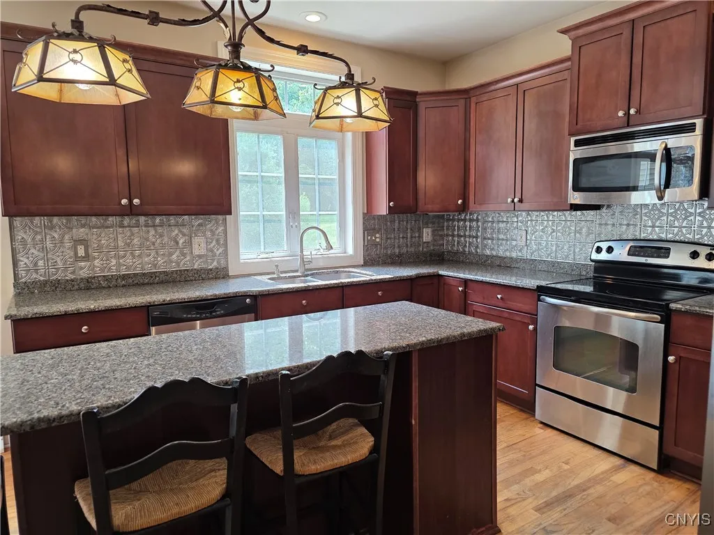 4618 Setting Sun, Onondaga, New York 13215, Onondaga, New York 13215, 3 Bedrooms Bedrooms, 11 Rooms Rooms,3 BathroomsBathrooms,Residential,For Sale,4618 Setting Sun, Onondaga, New York 13215,0,S1625565