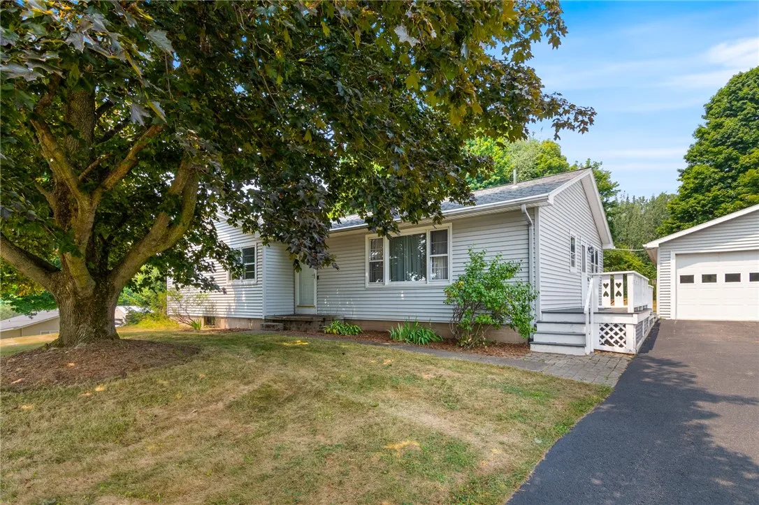 2447 Walworth Marion Road, Walworth, New York 1456, Walworth, New York 14568, 4 Bedrooms Bedrooms, 6 Rooms Rooms,1 BathroomBathrooms,Residential,Closed,2447 Walworth Marion Road, Walworth, New York 1456,0,R1627577